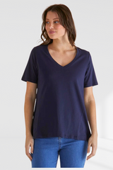 Luella Tee - coal | Betty Basics