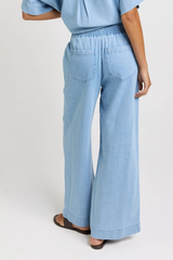 Saffra Relax Leg Jean - Medium Wash