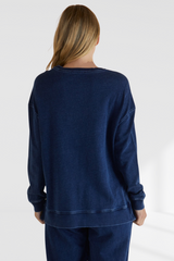 Easy Crew Sweat - Indigo Wash | Betty Basics