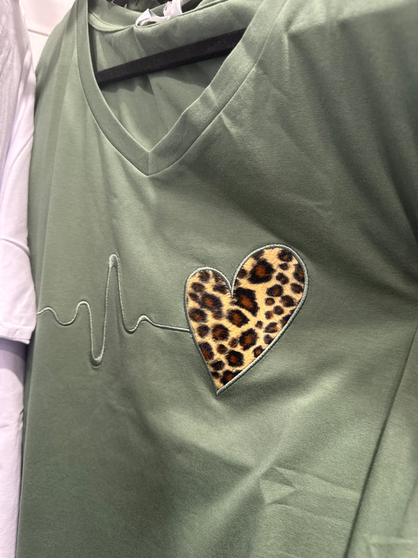 Leopard Heart T-Shirt - Khaki
