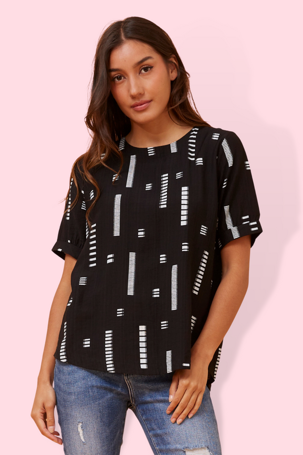 Abstract top - black/white