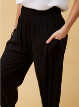 SOLID HAREM PANTS - BLACK