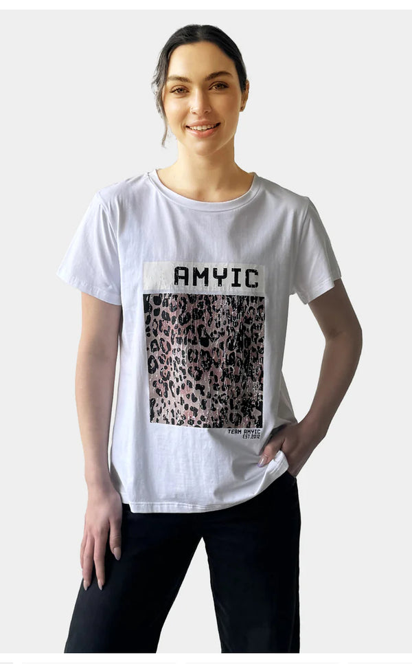 Amyic Logo Tee - Graphic Leopard