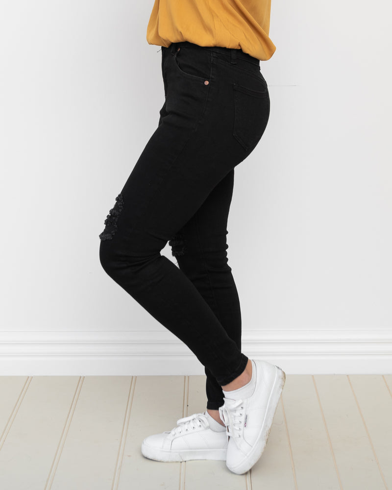 Rylan Distressed Jeans - Black
